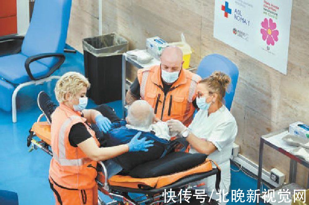 阳性率|由于这些原因,欧美一些国家为特定人群接种新冠疫苗加强针