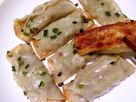 它比饺子还好吃!又香又酥超简单