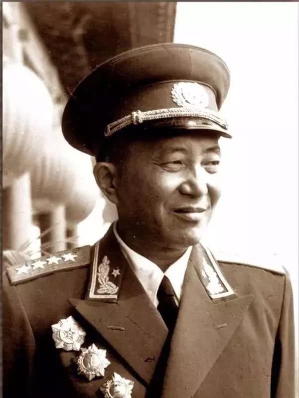 成立|新中国成立后，授衔将军分别担任什么职位，快来看看！