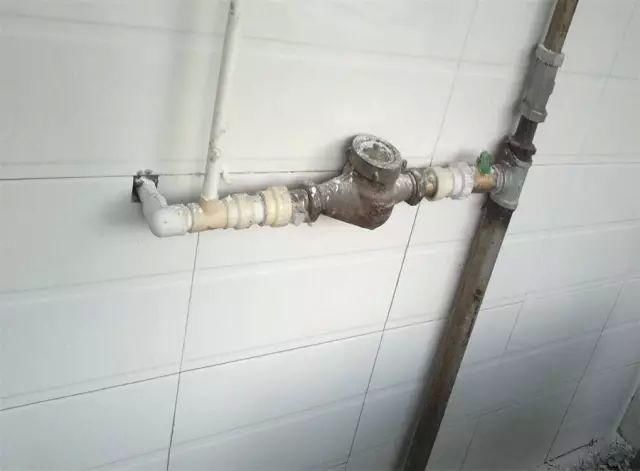 买家具|为什么有钱人都不愿意买二手房一听内行人这么说,才知我家买错