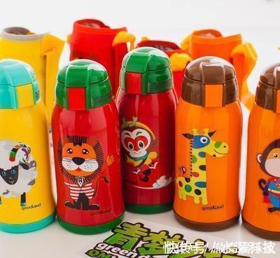 孩子|央视多次曝光“夺命杯”,内含有害物质,热水进两秒后变成毒水