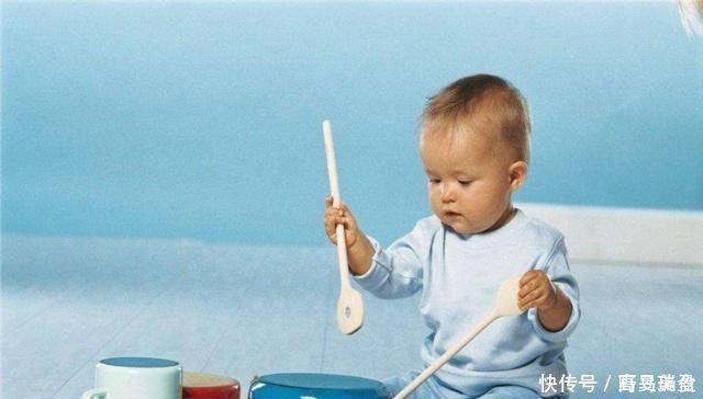 生长发育|语心聊育儿随着年龄的增长宝宝牙齿的健康，父母应该注意