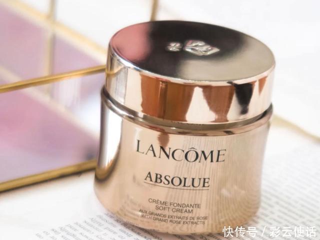 抗老效果等于换脸40+一样不用硬凹少女感,紧致肌肤一步到位!