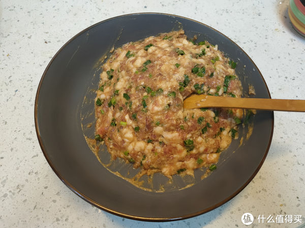 馄饨汤怎么做才好吃？汤底和馅料是关键，教你做，比骨头汤还好喝