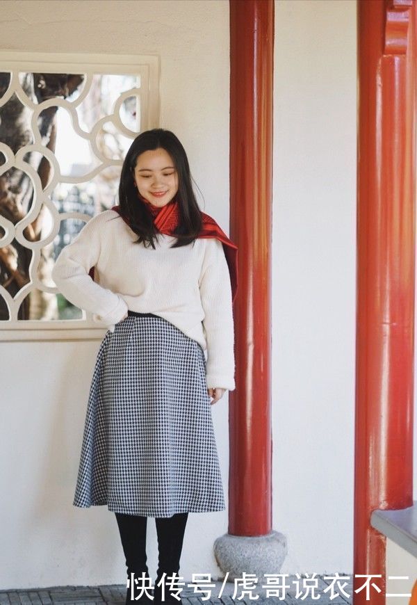 微胖女人早春穿搭范本，拯救“假胯宽”，照着穿显瘦又优雅