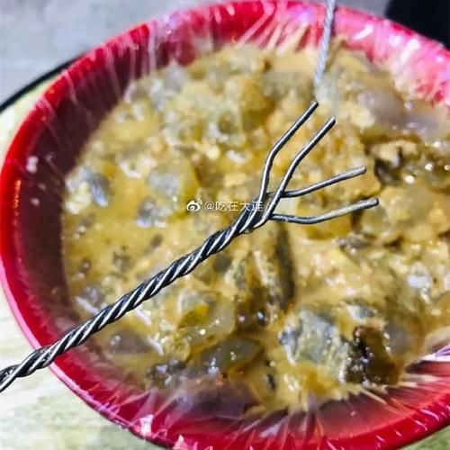 吃遍大连-街头巷尾的那些诱人的小吃，总想从头到尾再吃一遍~