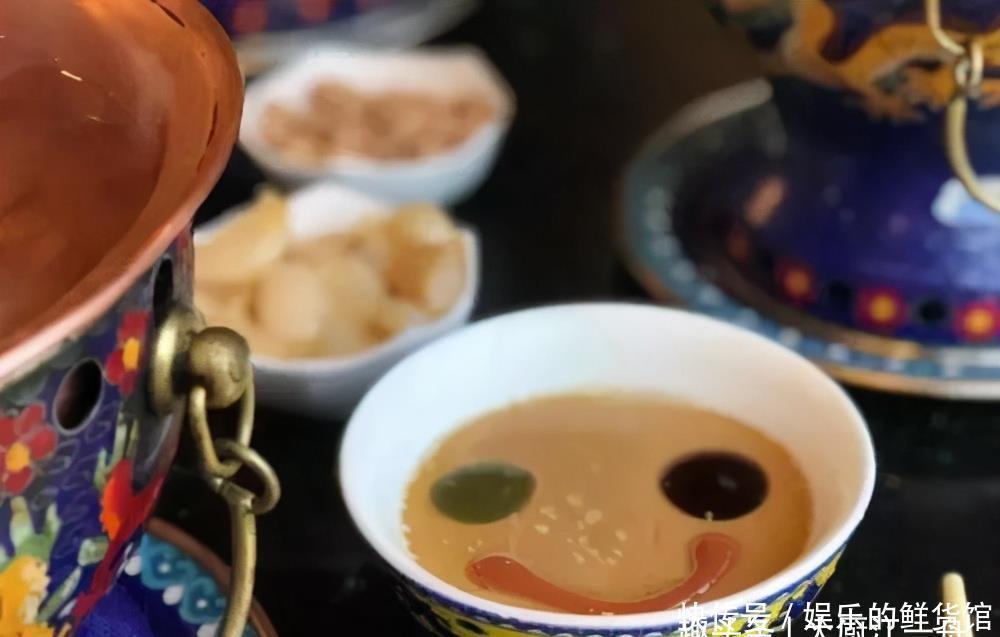 涮羊肉不好吃?关键蘸料你没配好,教你配万能蘸料,蘸啥都好吃