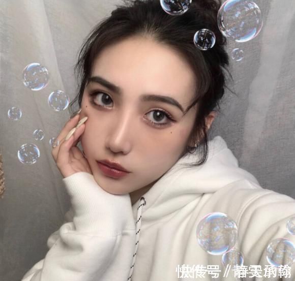 近视|初中早早“戴眼镜”的同学,逃不过这3类人,尤其第二个肯定中招