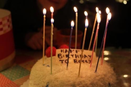 父母|给娃过生日,该选“阳历”还是“阴历”?父母应遵守这3个原则