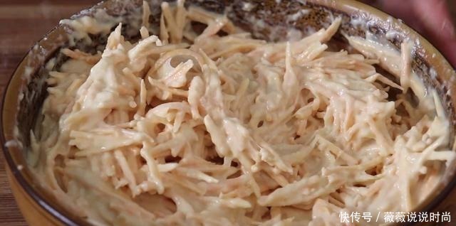 红薯鸡蛋|看馋了，红薯这样做才叫好吃，外酥里嫩，上桌就抢吃光