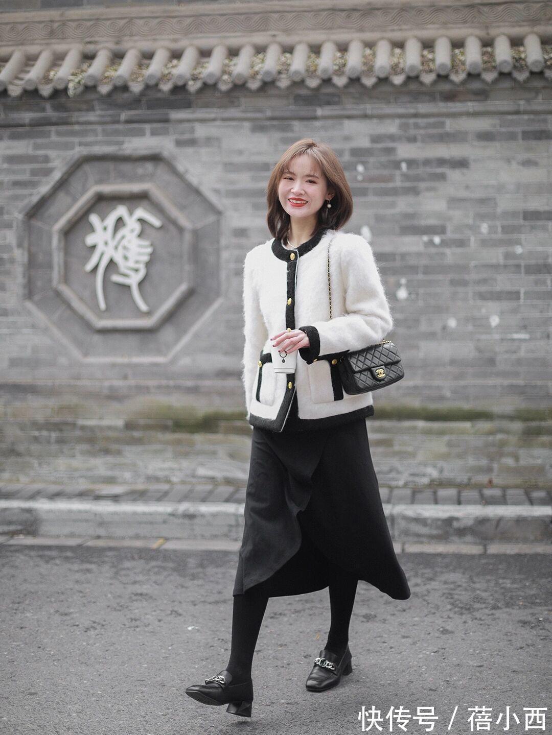 搭配 2022早春穿搭流行“小香风外套+半身裙or牛仔裤”,自带优雅气场