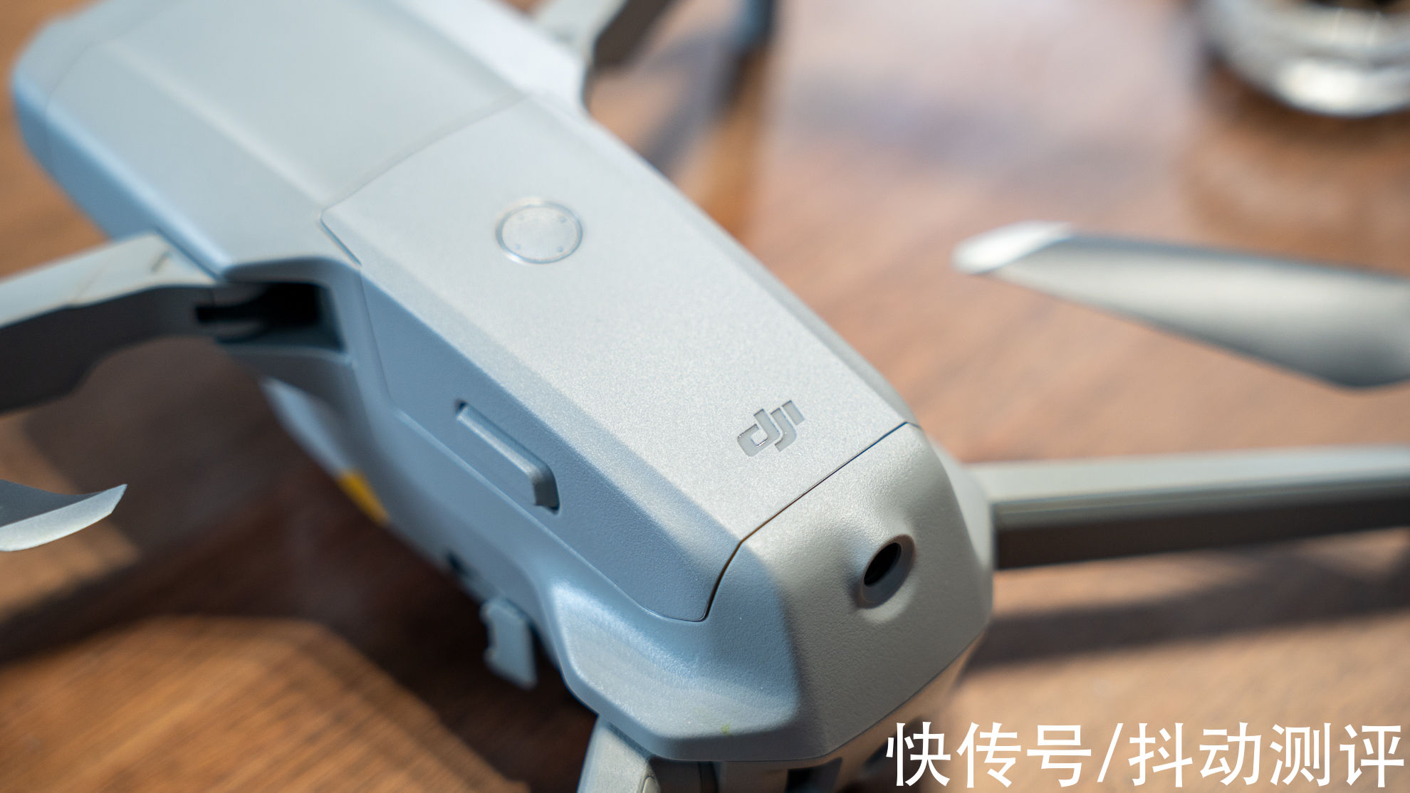 dji 小白初次体验大疆AIR2无人机（静态）