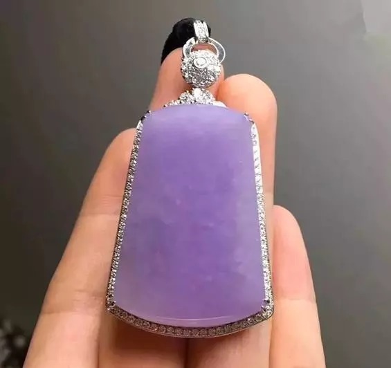 翡翠挂绳搭配全攻略,收藏这一篇就够了