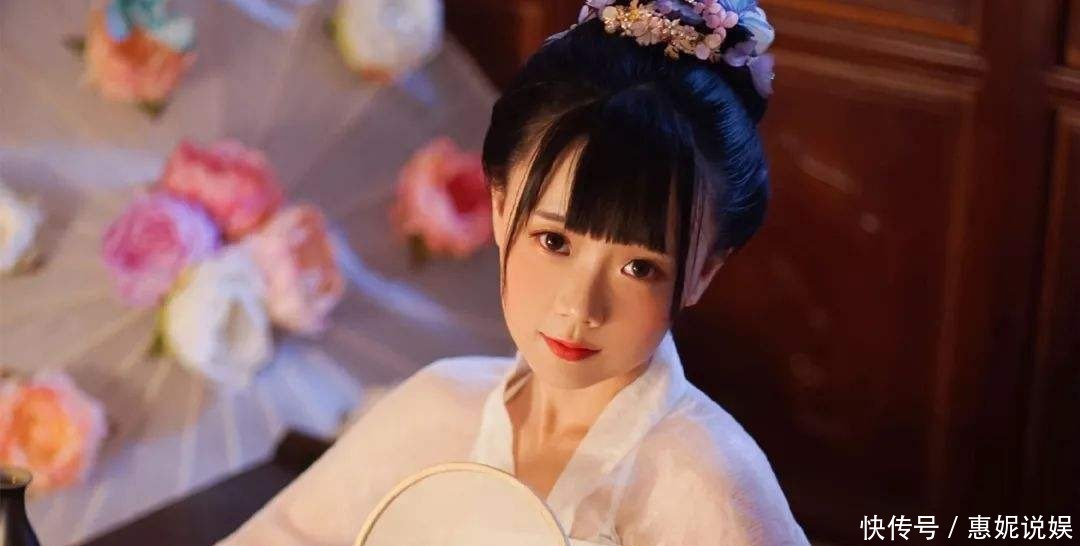 古代大户人家妻妾成群,为何要养丫环?她们能做到妻妾做不到的事