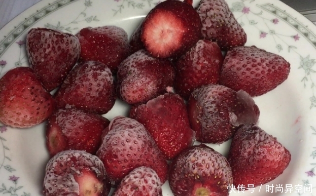 水果不要再直接吃了,冰冻过后,味道不输冰淇淋