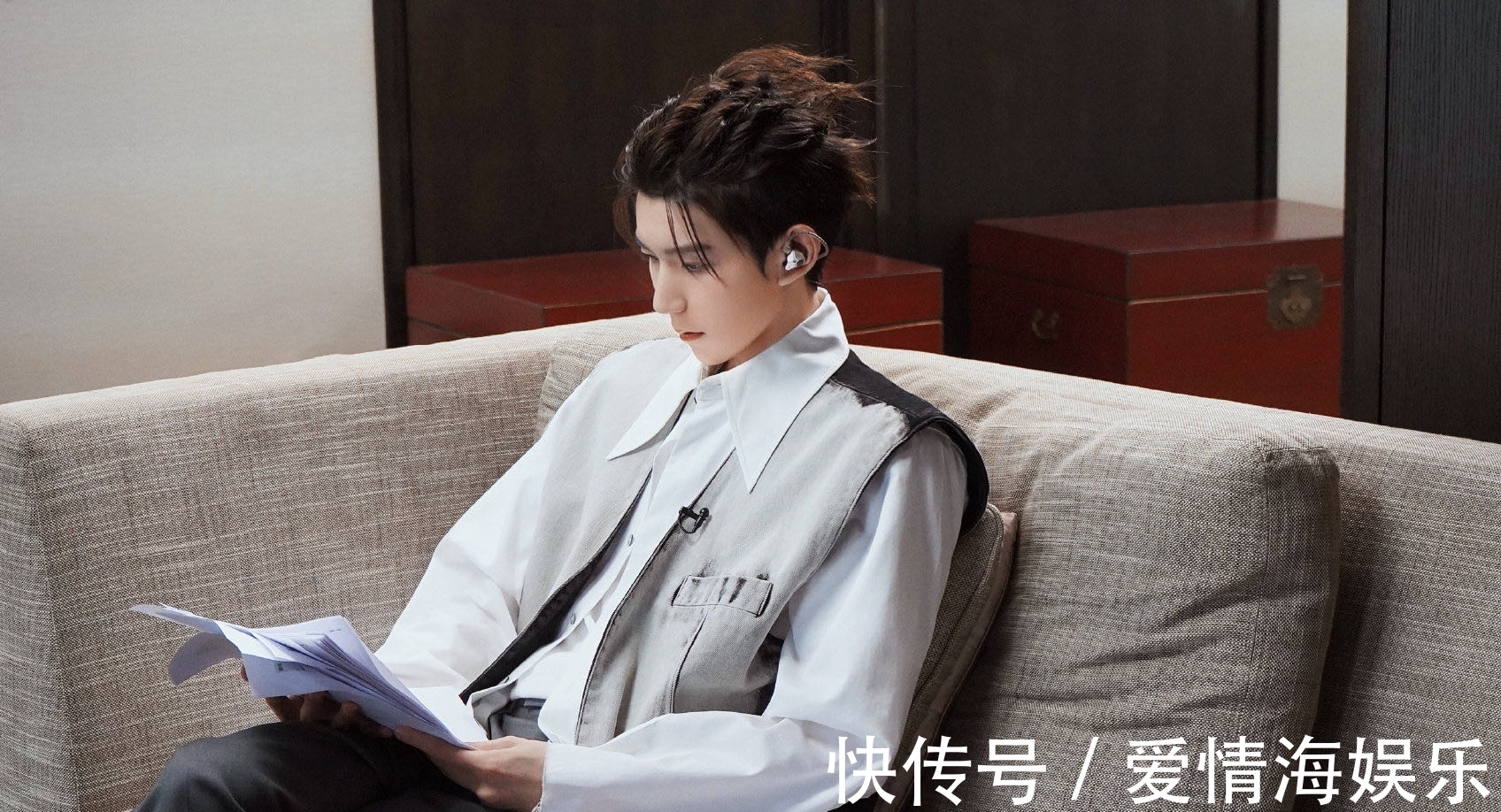 王源|王源《明日创作计划》上线 音乐交流引共振