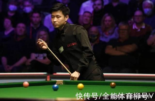 希金斯|CCTV5直播:中國(guó)帥哥沖169萬(wàn)獎(jiǎng)金+英錦賽冠軍，趙心童VS小光頭