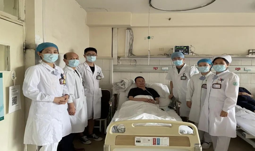 齐鲁医院保健科F7A病区成功抢救一例突发急性心梗陪护