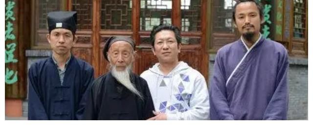 脚底下|“陆地神仙”张至顺活104岁，隐居修行造福百姓，预测自己仙逝日