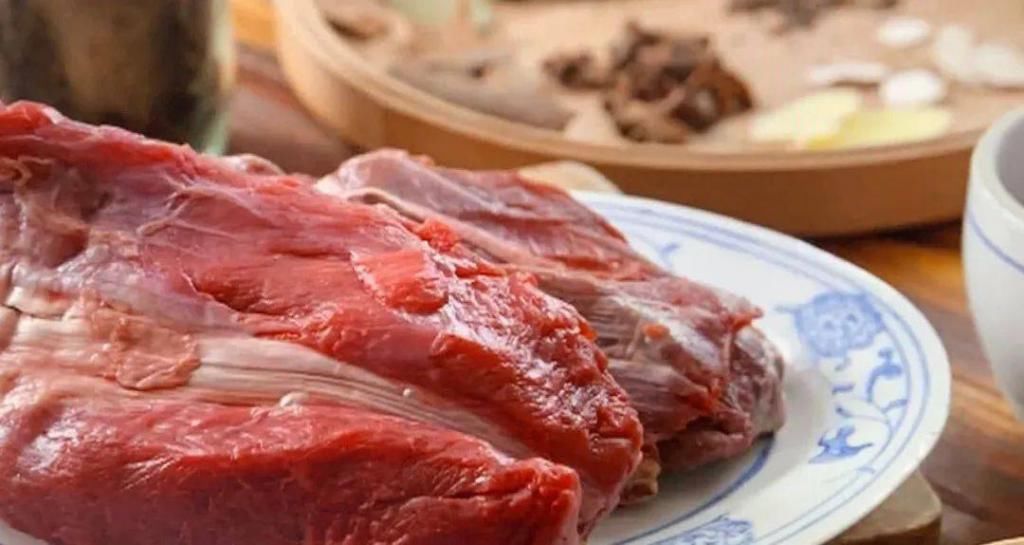  淄博|美食淄博 · 冬吃牛肉好处多