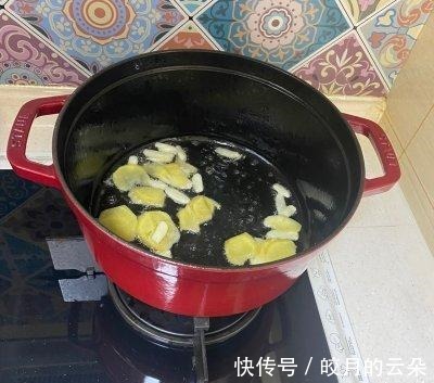 让美味又营养的地锅小公鸡，满足你的胃吧！让美味又营养的地锅小公鸡，满足你的胃吧！