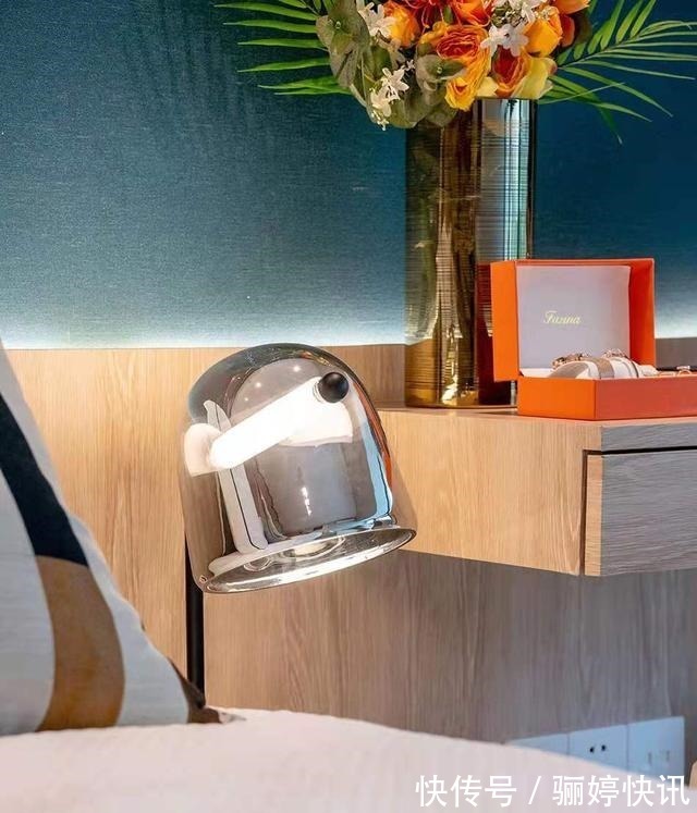 大理石|独身女白领70㎡复式小公寓,两层设计都很迷人,被治愈了!