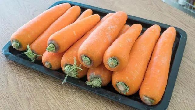冬天要多吃这8种高维C哟，不但驱寒还暖身|肇东融媒 | 胡萝卜素