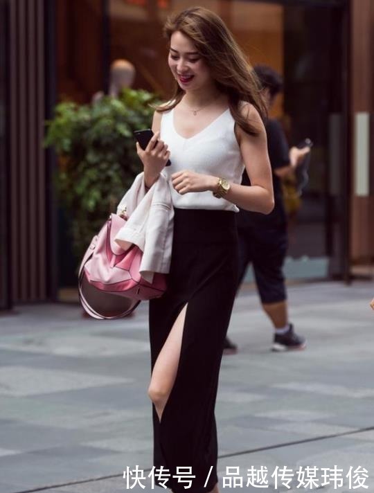 修身|时尚美女街拍:修身个性的,映衬女性的优雅气质!