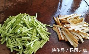 下饭的素菜菜谱，芦蒿炒香干，健康美味，比肉好吃又下饭，动手吧