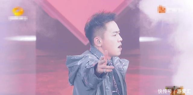 《说唱听我的》总决赛JD华明杰夺魁,真正受益者却是魔动闪霸