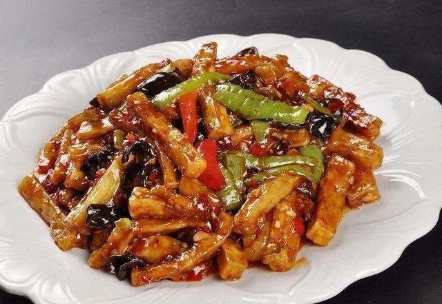 茄子的几种超下饭吃法，家人最爱