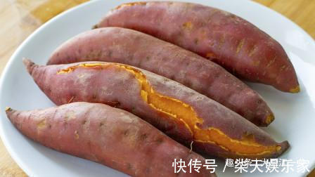 江一舟|蒸红薯时，锅里加水就错了，教你一种新吃法，做出来比烤红薯还甜