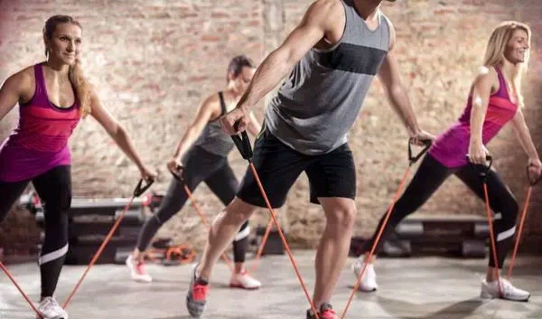 减脂|想减肥的人,4个迹象的出现,说明你正在减脂,已在变瘦的路上了