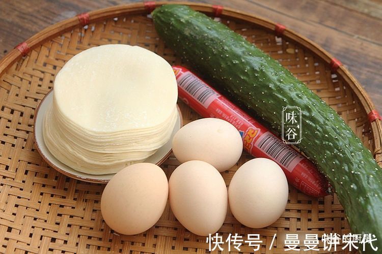 火腿肠|饺子皮新吃法,10分钟搞定早餐,做一次吃一周,营养全面又顶饱
