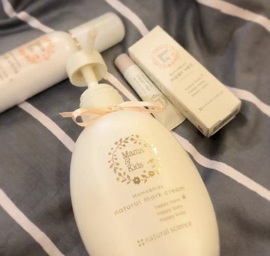 这些事|怀了两胎都没长妊娠纹？孕期三阶段做好这些事，花肚皮远离你