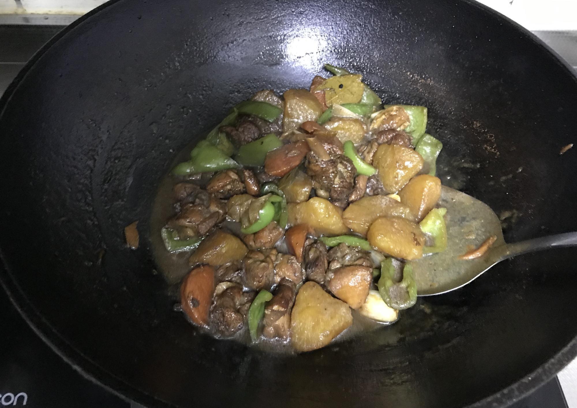 入秋后，吃猪肉牛肉，不如多吃它，营养全面还便宜，人人吃得起