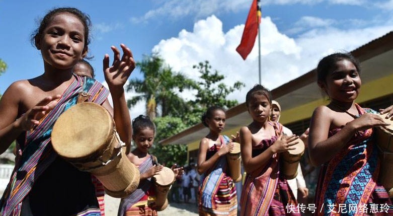 至今|在南半球的亚洲国家：成立至今不到二十年，成立之初就与我国建交