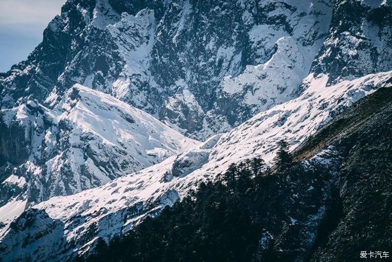 跨越雪山，寻找消失地平线上的巴拉格宗