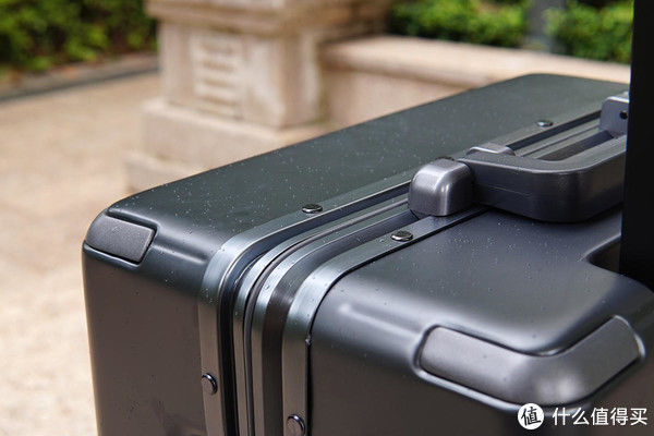 运动户|运动户外 篇五:地平线8号POWER行李箱,恰到好处的高级感