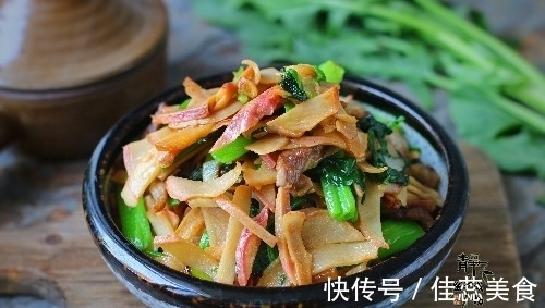 搅拌均匀|菠菜最好吃的5种做法，每种都简单美味，看看你喜欢吃哪种？