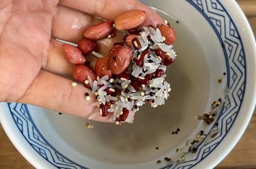 米糊|它是便秘者的“福星”,肠道不通顺,每天喝2碗它排空肠道,管用