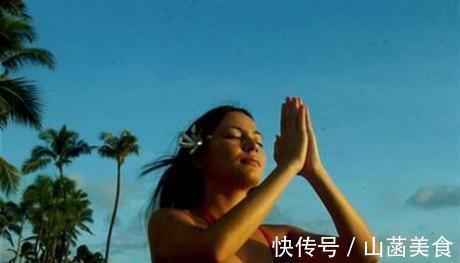 奇异果|失眠“最怕”这5种食物，每天吃几口，倒头就睡，睡的比猪都香