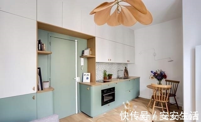 隔断|女孩28㎡小家：满墙的柜子贯通厨房至卧室，蜗居一样精致又舒心！