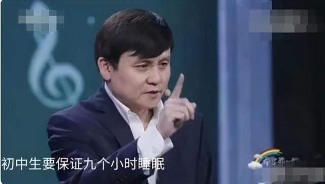 张文宏建议：初中生要睡足9个小时，高中生8小时，网友：难实现