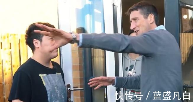 斯诺克|斯诺克著名主持人造访颜丙涛新家,一细节彰显颜丙涛女朋友高情商!