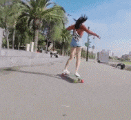 |搞笑gif:女朋友今天送了我个这东西,请问啥意思?