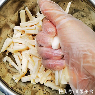 玉米淀粉|不可错过的下酒菜烤杏鲍菇干，过瘾