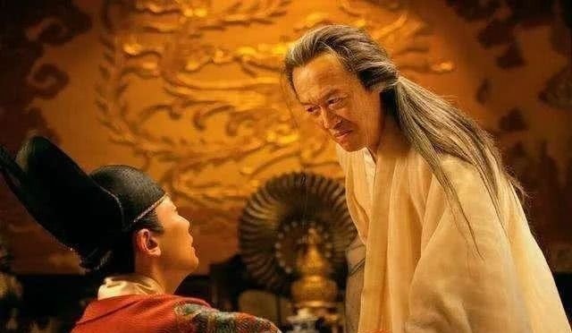 司礼监|魏忠贤权倾朝野，为什么却没当上更高的掌印太监？答案被揭晓