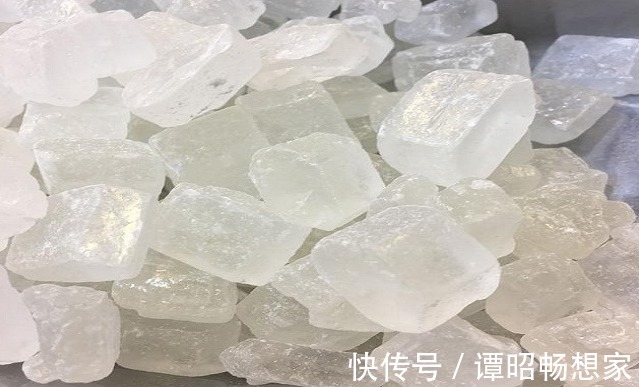 买冰糖时,黄色的好还是白色的好区别太大,不懂行的人经常买错