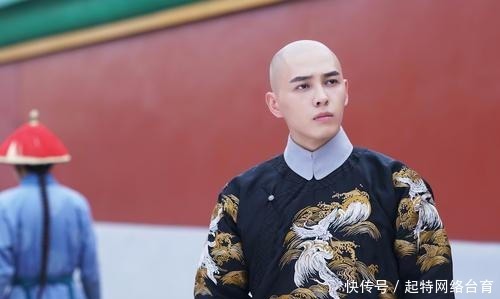 装疯卖傻|雍正最聪明的一个儿子,装疯卖傻了半辈子,后代成知名书法家